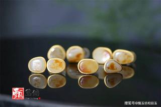 和田玉中的小籽料,做籽料手串还是包金镶嵌更好?