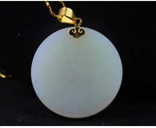教你如何使用手电筒看玉!