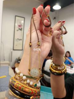 艺术包金和田玉搭配烧蓝小金圈款项链