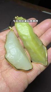新疆和田玉戈壁料包金直接佩戴,大自然造就出的原生态每一个棱角皮纹